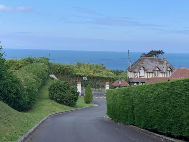 L'Appartement Vue Mer De La Villa Des Rosiers - Trouville Sur Mer المظهر الخارجي الصورة