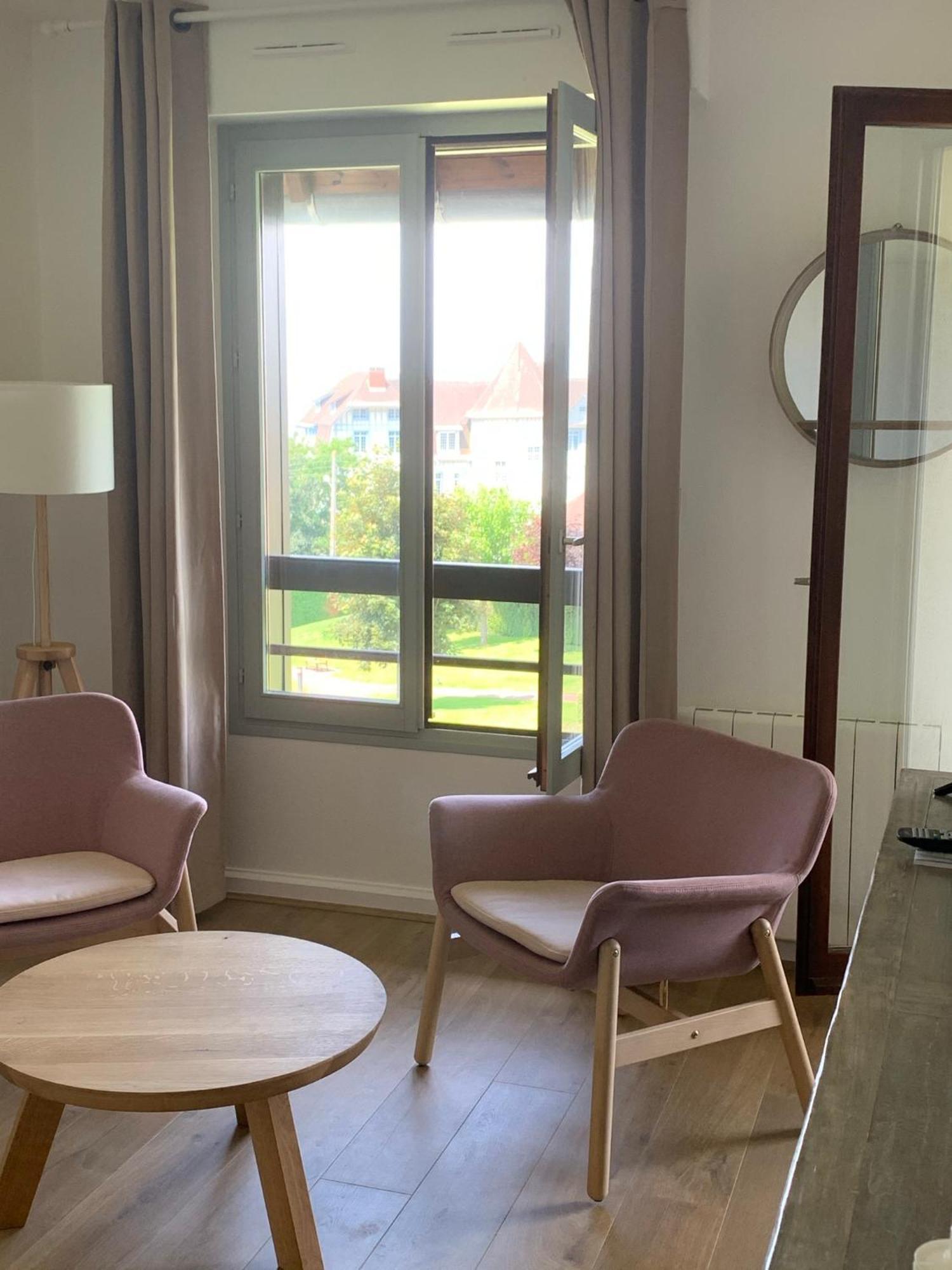 L'Appartement Vue Mer De La Villa Des Rosiers - Trouville Sur Mer المظهر الخارجي الصورة